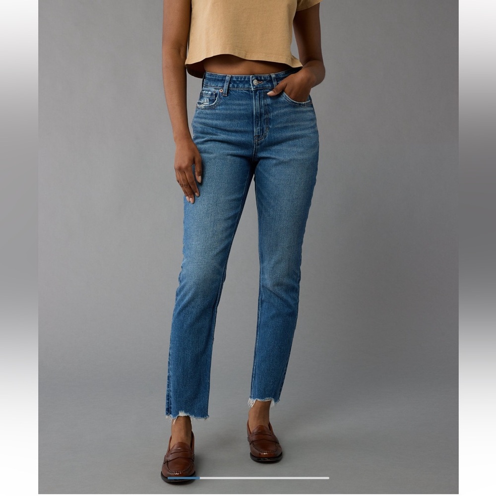 Strigid Mom Jean | AE
